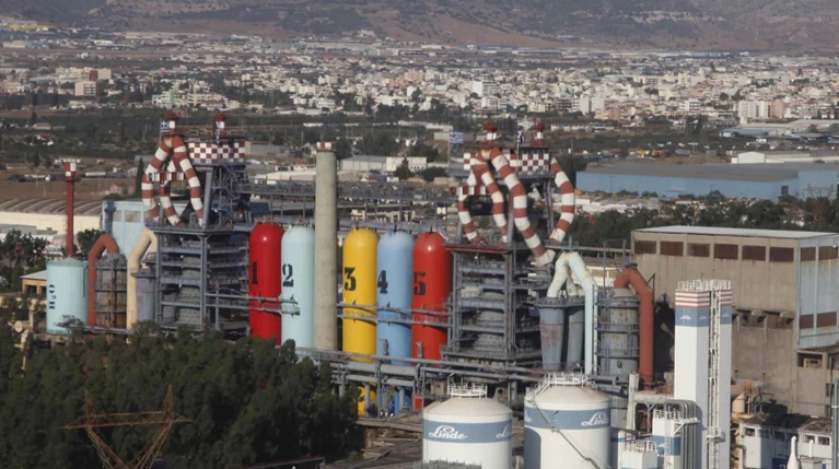Έκοψαν το ρεύμα στη Χαλυβουργική - προς λουκέτο η βιομηχανία