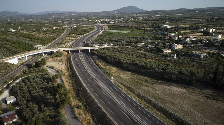 Ολυμπία Οδός: 13 Συμβουλές για ασφαλή και ευχάριστα ταξίδια