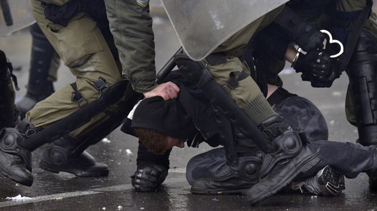 Δώδεκα προσαγωγές και 7 συλλήψεις για τα επεισόδια στο συλλαλητήριο