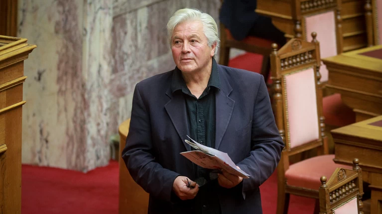 Παπαχριστόπουλος: Μέχρι την Πέμπτη θα παραδώσω την έδρα μου