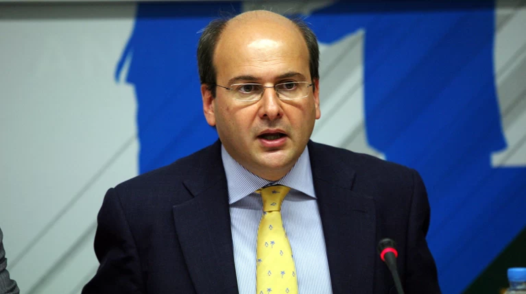 Χατζηδάκης: Η χώρα χρειάζεται μια νέα αρχή όπως το '74