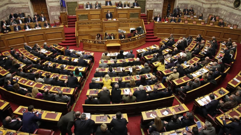 Πολιτική εξίσωση χωρίς λύση οι αλλαγές στον Κανονισμό της Βουλής