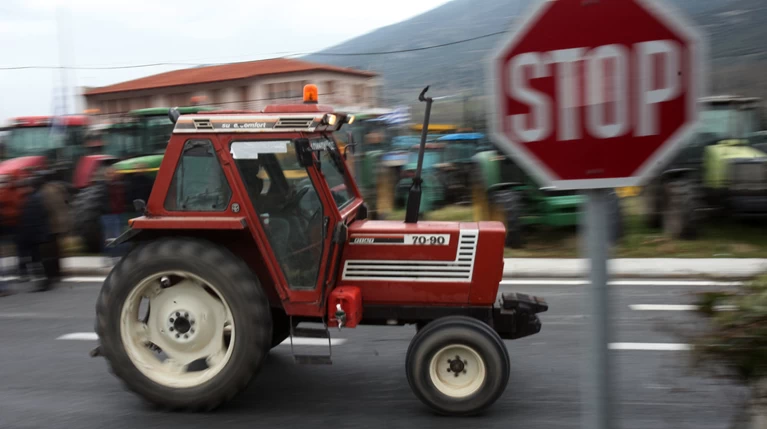 Καταγγελίες αγροτών για ύπαρξη καρτέλ στην αγορά του βαμβακιού