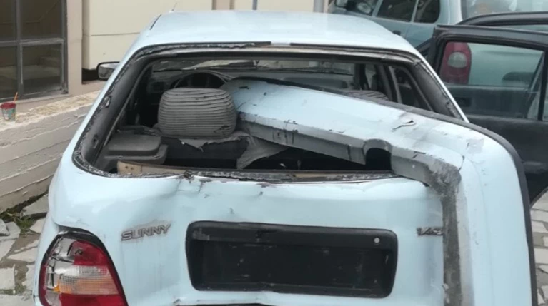 Εικόνες και Video από το αμάξι που oι δράστες φόρτωσαν το ATM