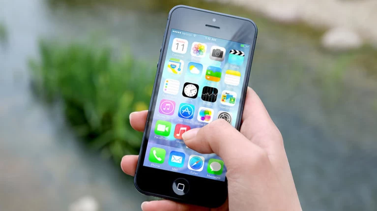 Η Apple κλείνει την «τρύπα» ασφάλειας στο facetime των Iphone