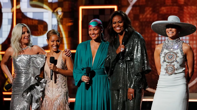 Η Μισέλ Ομπάμα στην τελετή των βραβείων Grammy- Οι νικητές