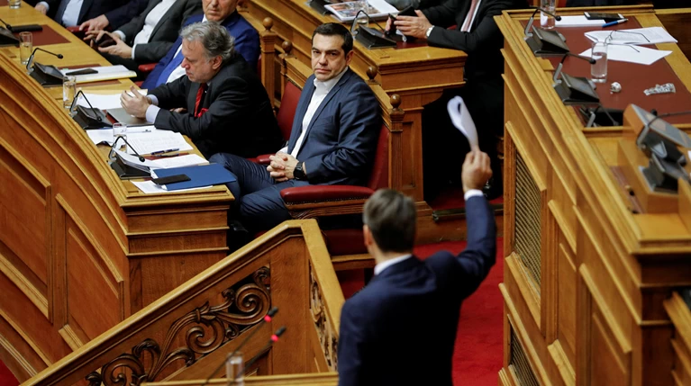 Ανάλυση του Reuters: Ο Τσίπρας μπροστά στον γρίφο των εκλογών