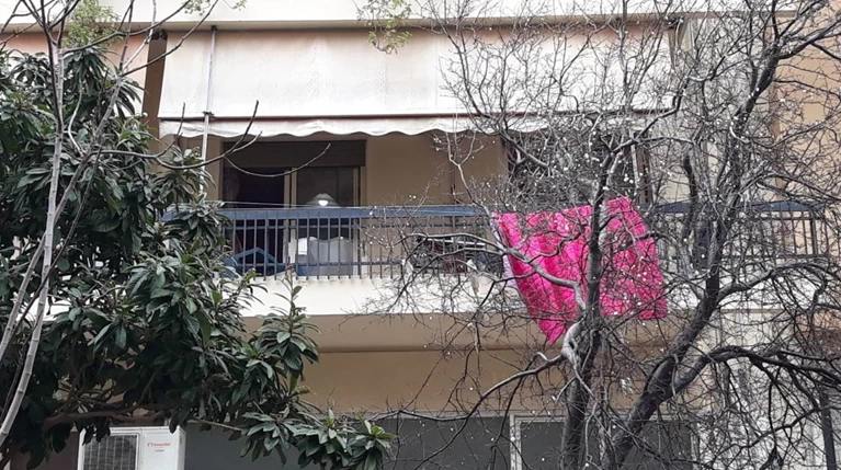 Άγριο έγκλημα σε διαμέρισμα στον Πειραιά