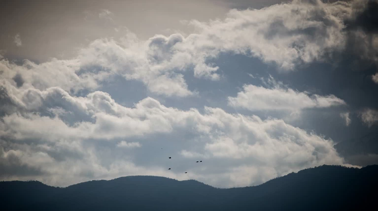 Βελτίωση του καιρού την Κυριακή- Που θα συνεχιστεί η βροχή