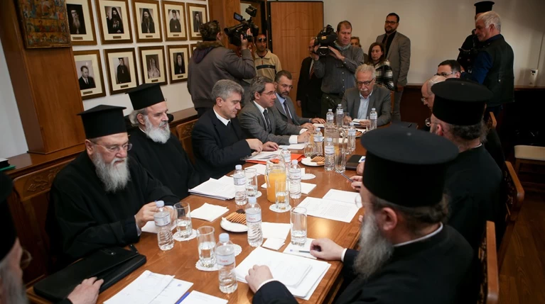 Ειδική Επιτροπή: Στην Ιερά Σύνοδο η τελική απόφαση για τη μισθοδοσία