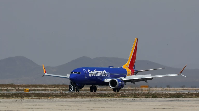 Αναγκαστική προσγείωση Boeing 737 MAX 8 στην Φλόριντα