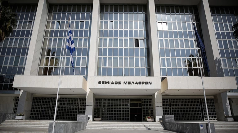 Δύο απειλητικά τηλεφωνήματα για βόμβα στο Εφετείο