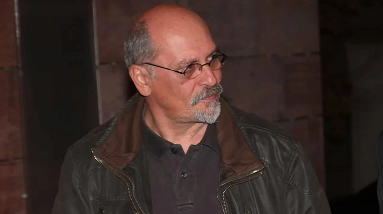«Το βράδυ που πέθανε ο Βασίλης»- Στο Α' Νεκροταφείο το τελευταίο αντίο