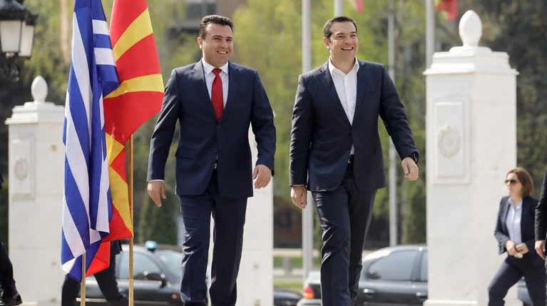 Γιατί δεν ακούστηκαν οι δύο εθνικοί ύμνοι στη Βόρεια Μακεδονία