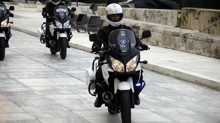 Λήξη συναγερμού για ύποπτη βαλίτσα στην παλιά Βουλή