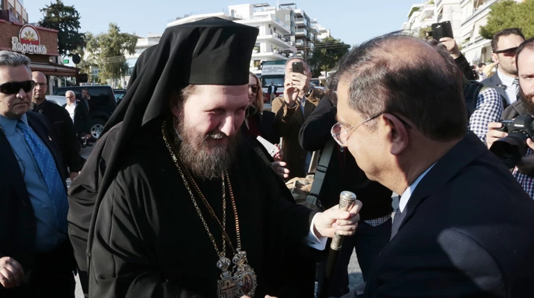 Ενθρονίστηκε ο νέος μητροπολίτης Γλυφάδας Αντώνιος
