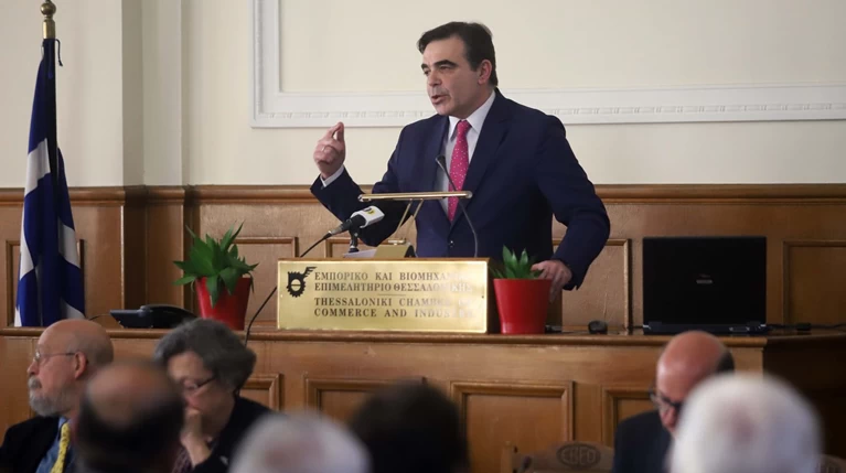 Σχοινάς: "Όπλο σε όσους ονειρεύονται τη καταστροφή της Ευρωπης η αποχή"