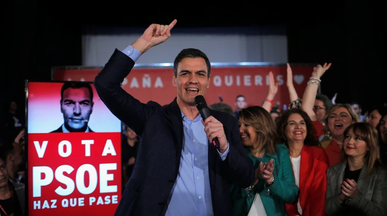 Νέα δημοσκόπηση: Oι Σοσιαλιστές διευρύνουν το προβάδισμά τους
