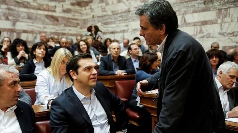 Ανάλυση: Πόσα θετικά μέτρα... χωράνε στο "καλάθι" των παροχών;