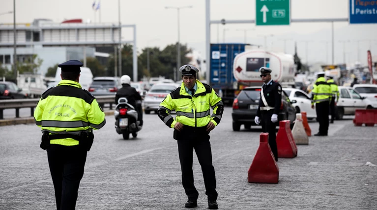 Αυξημένη η κίνηση στις εθνικές οδούς για την έξοδο του Πάσχα