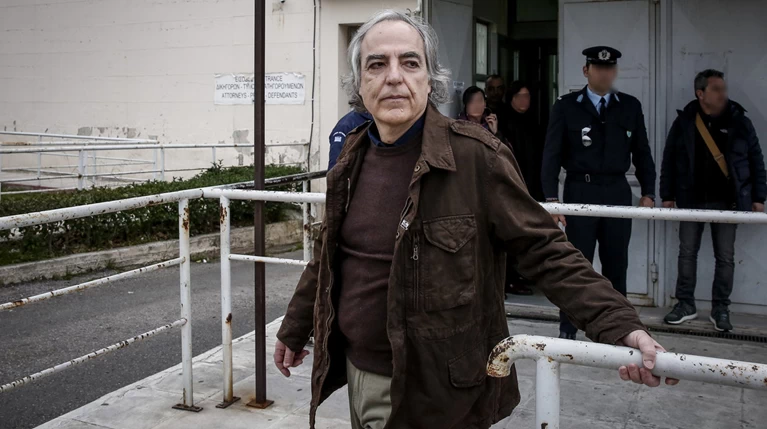 Παραμένει φρουρούμενος στο νοσοκομείο ο Κουφοντίνας