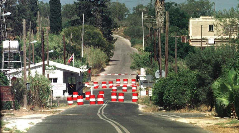 Τριγμοί και παραιτήσεις στην «κυβέρνηση» των Κατεχόμενων