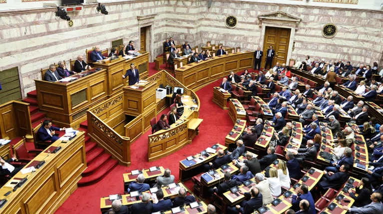 Νέα κόντρα Τσίπρα - Μητσοτάκη για μέτρα & ηθικό πλεονέκτημα