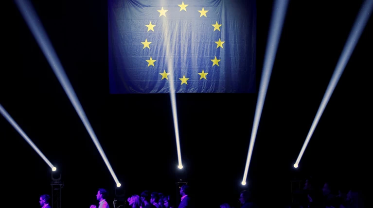DW: Οι Ευρωπαίοι αδιαφορούν για τις ευρωεκλογές