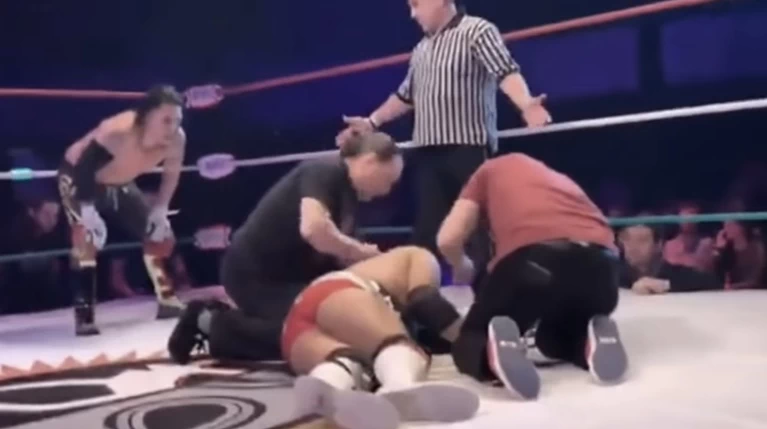 Πέθανε στο ρινγκ Μεξικανός αθλητής του wrestling- video