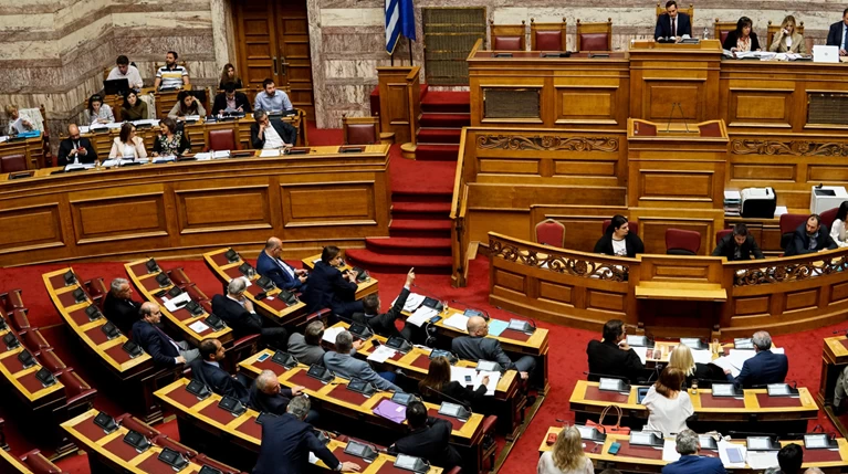 Κατατέθηκε η τροπολογία για την 13η σύνταξη - Τι προβλέπει
