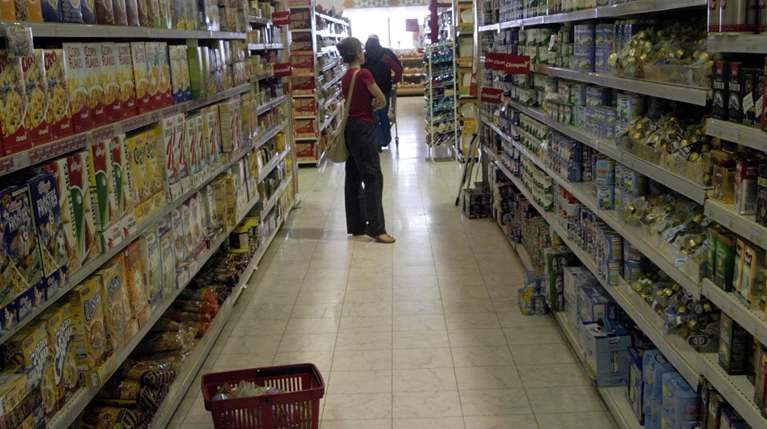 Πού και πόσο μειώνεται ο ΦΠΑ από τη Δευτέρα 20 Μαΐου