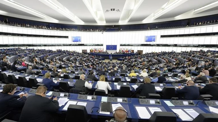 Μηχανισμό κυρώσεων από την ΕΕ για τις κυβερνοεπιθέσεις