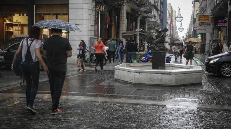 Bροχές με τον υδράργυρο στους 32 βαθμούς