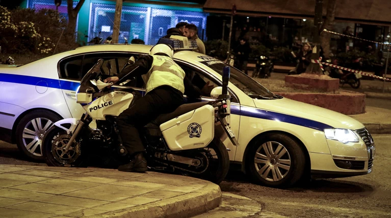 Συνελήφθη 18χρονος για 10 διαρρήξεις καταστημάτων στη Νίκαια