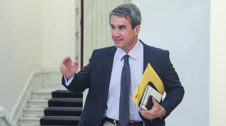 Στην εισαγγελία διαφθοράς ο Λοβέρδος: Άθλια σκευωρία η Novartis