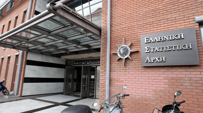 ΕΛΣΤΑΤ: «Προσγείωση» της ανάπτυξης στο 1,3% του ΑΕΠ το α' τρίμηνο του 2019