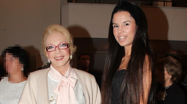 Η Νόνικα Γαληνέα έγινε προγιαγιά: Γέννησε η κούκλα συνονόματη εγγονή της