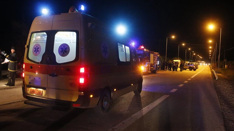 Σιθωνία: Σφοδρή σύγκρουση ΙΧ με νεκρό έναν 47χρονο