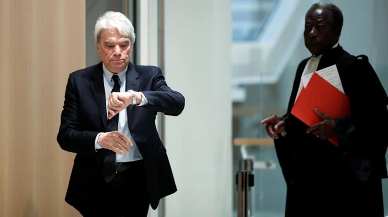 Γαλλία: Απαλλάχθηκε ο πρώην υπουργός Μπερνάρ Ταπί