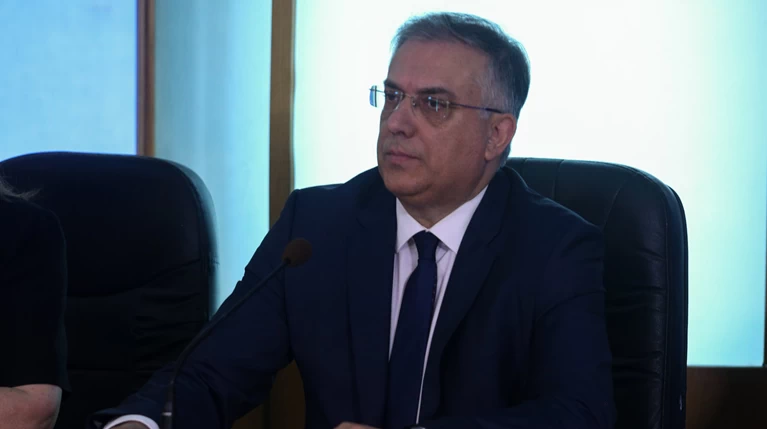 Τετ α τετ Θεοδωρικάκου με Μπακογιάννη, Μώραλη και Πατούλη