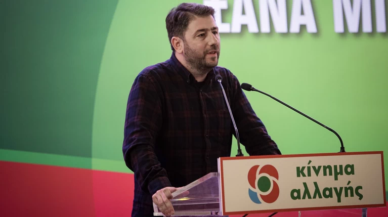 Ανδρουλάκης κατά φον ντερ Λάιεν: Οπισθοδρόμηση αν εκλεγεί