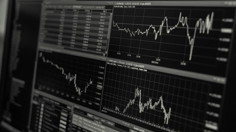 Βουτιά στο 2,14% το 10ετές ομόλογο