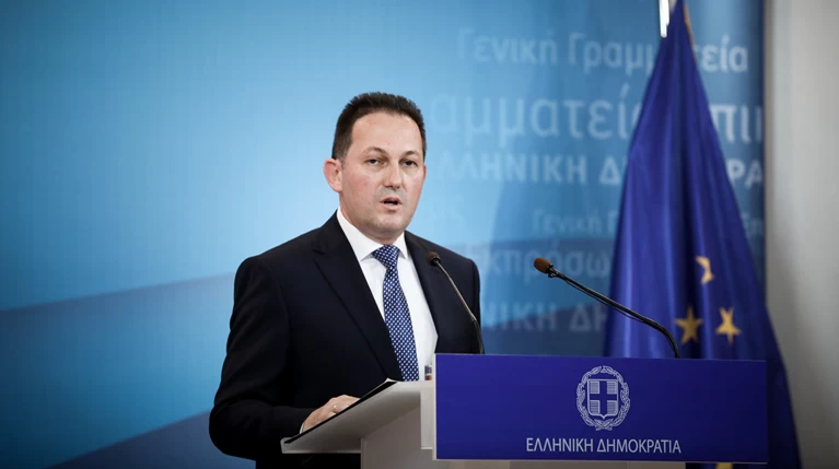Πέτσας: Να περιμένετε και άλλες θετικές εκπλήξεις