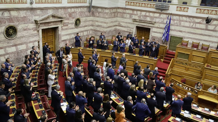 Βουλή: Με τη μορφή κατεπείγοντος το φορολογικό την Παρασκευή