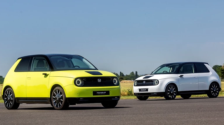 Η συνδεσιμότητα του ηλεκτρικού Honda e αλλάζει τον τρόπο που οδηγούμε