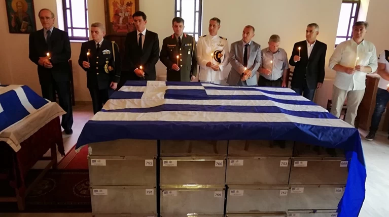 Κλεισούρα: Τελετή ενταφιασμού οστών 85 Ελλήνων πεσόντων του Έπους του ΄40