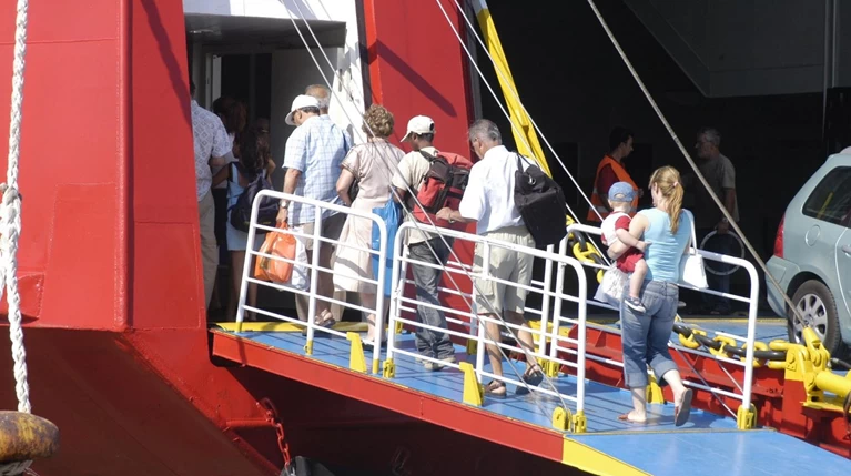 Αδειάζει η Αθήνα- κορυφώνεται η έξοδος του Αυγούστου