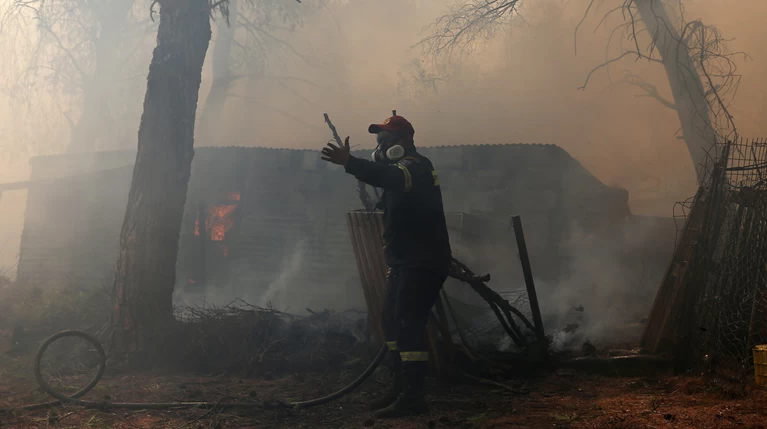 Tρεις ύποπτοι για εμπρησμό στην μεγάλη φωτιά της Εύβοιας