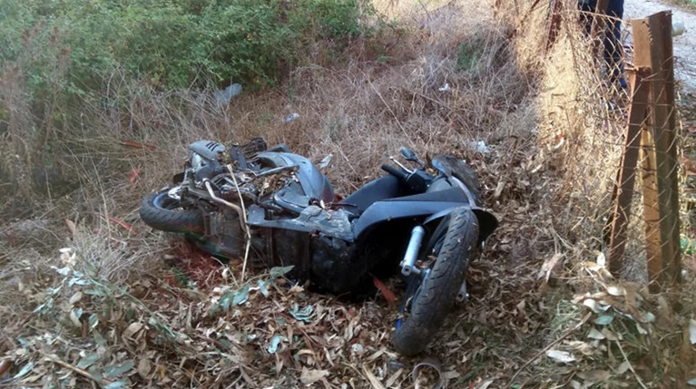 Μοτοσικλετιστής νεκρός σε τροχαίο στον Ασπρόπυργο