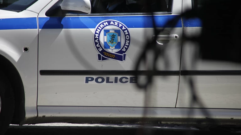 Φρίκη στα Τρίκαλα:Επιτέθηκαν και λήστεψαν 86χρονη